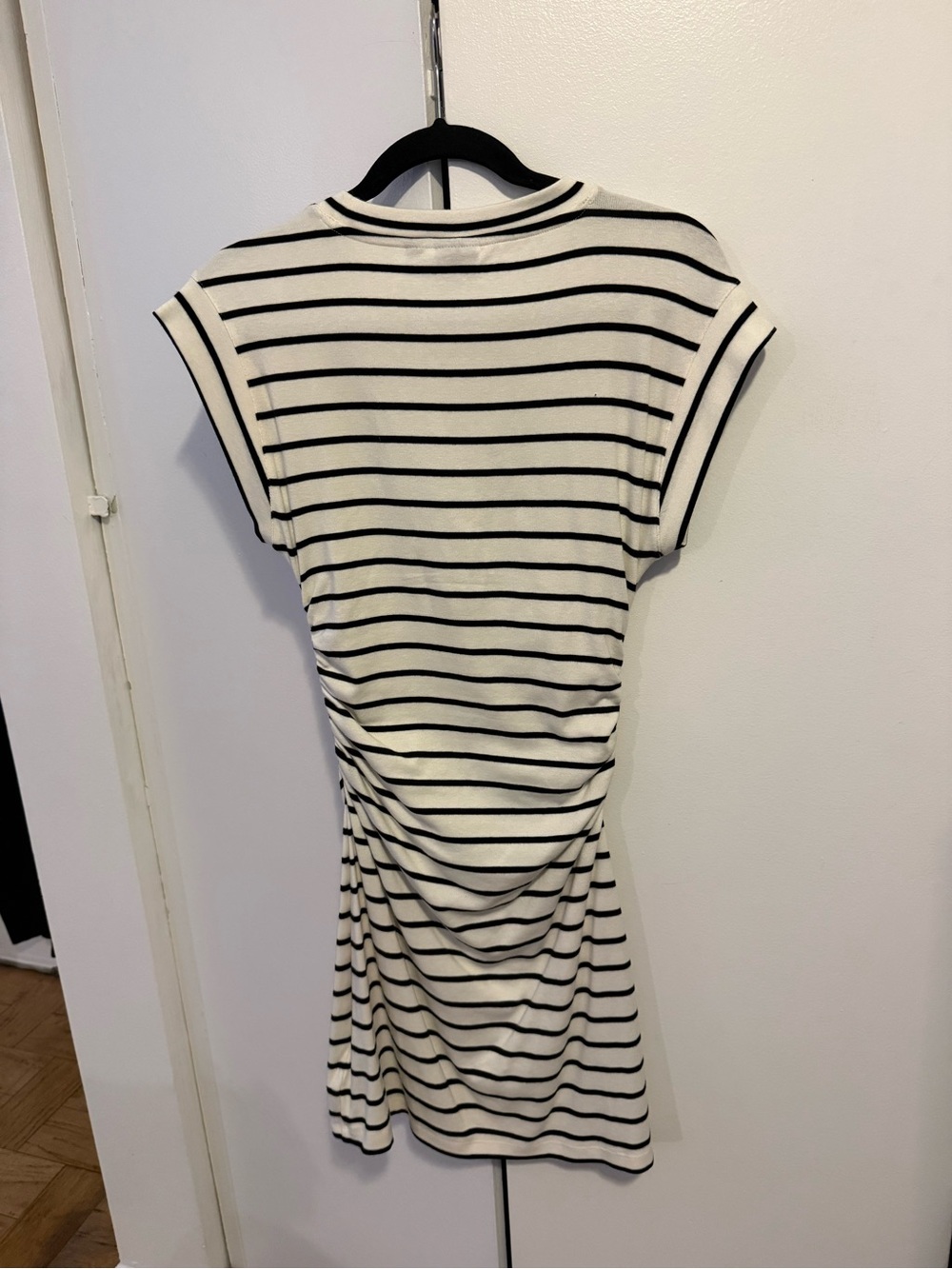 Gap Modern Rib Ruched Mini Dress. Size X-Small - Picture 3 of 5